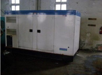 阿坝康明斯150kw大型柴油二手发电机组